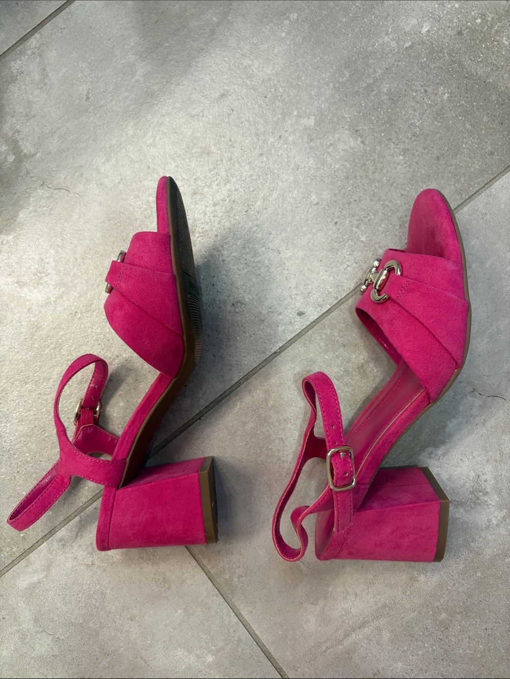 Anne Klein Fuchsia Suede Slingback Sandals with Horsebit Accent - Picture 2 of 6